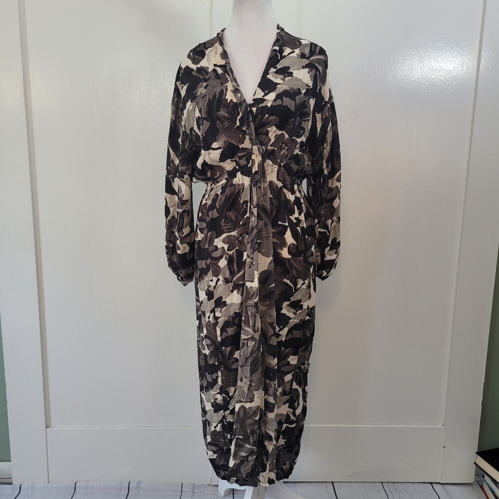 Panache Size M Sheer Dark Floral Greyβ Cream Long Line Cover-Up Kimono